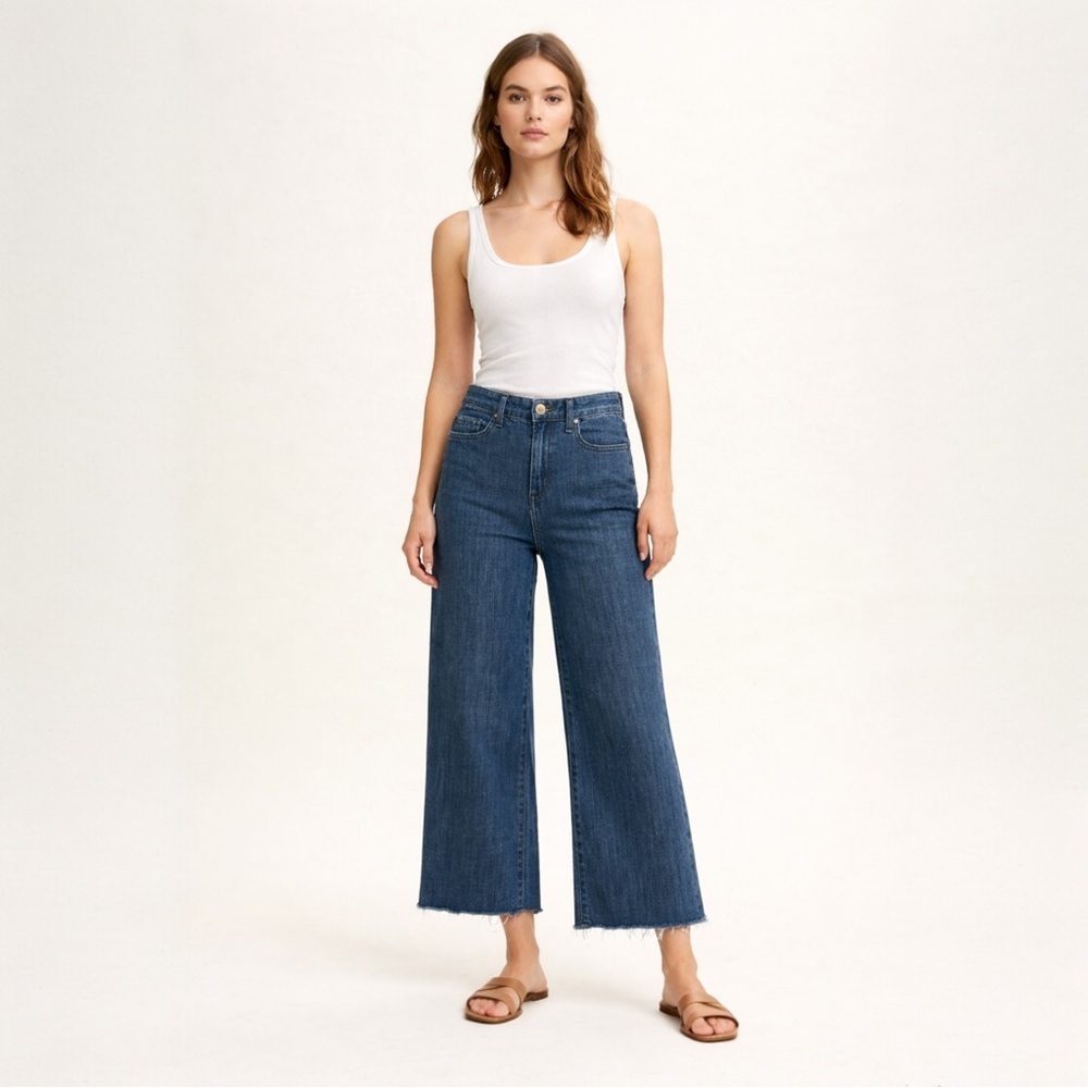 William Rast Wide Leg Crop Jeans Raw Hem Medium Wash Size 25